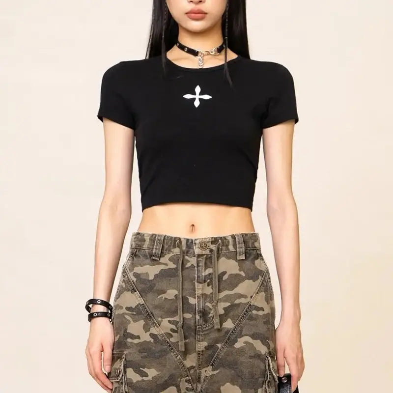 Charming floral y2k black crop top - Y2k Empire