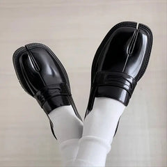 London bridge tabi loafers: soft leather split toe stylish shoes - Y2k Empire