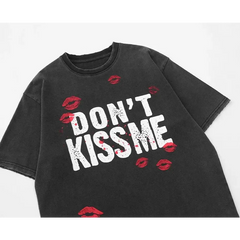 Oversized y2k don’t kiss met-shirt - Y2k Empire