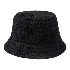 Sherpa bucket hat: must-have for this season - Y2k Empire